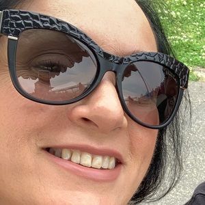 Meet your Posher, Roseanne